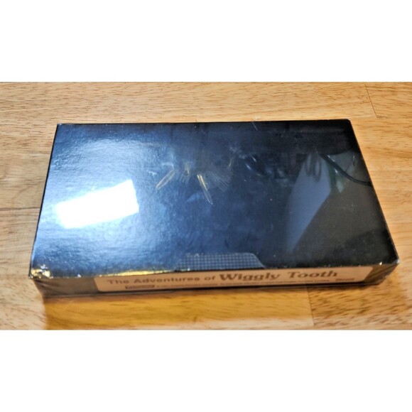 The Adventures Of Wiggly Tooth (VHS) HTF Vintage Colgate Promo - Picture 2 of 4